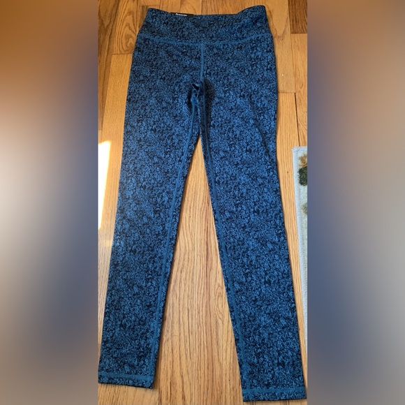 Blue Patterned Leggings - Picture 2 of 4